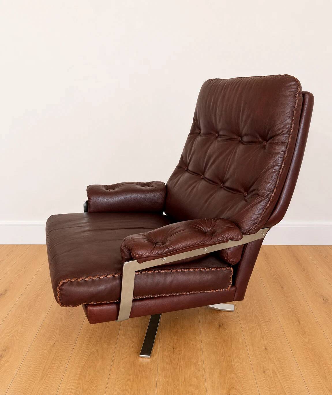 Vintage retro Arne Norell lounge chair & stool in burgundy leather