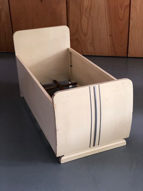 Vintage 50s baby cot