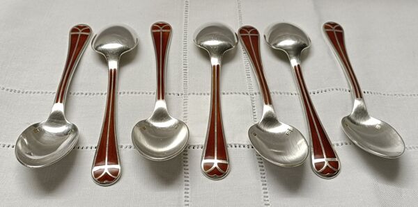 Lot 73 couverts christofle modèle talisman laque de chine couleur siena