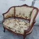 Fauteuil bergère louis XV en Noyer sculpté