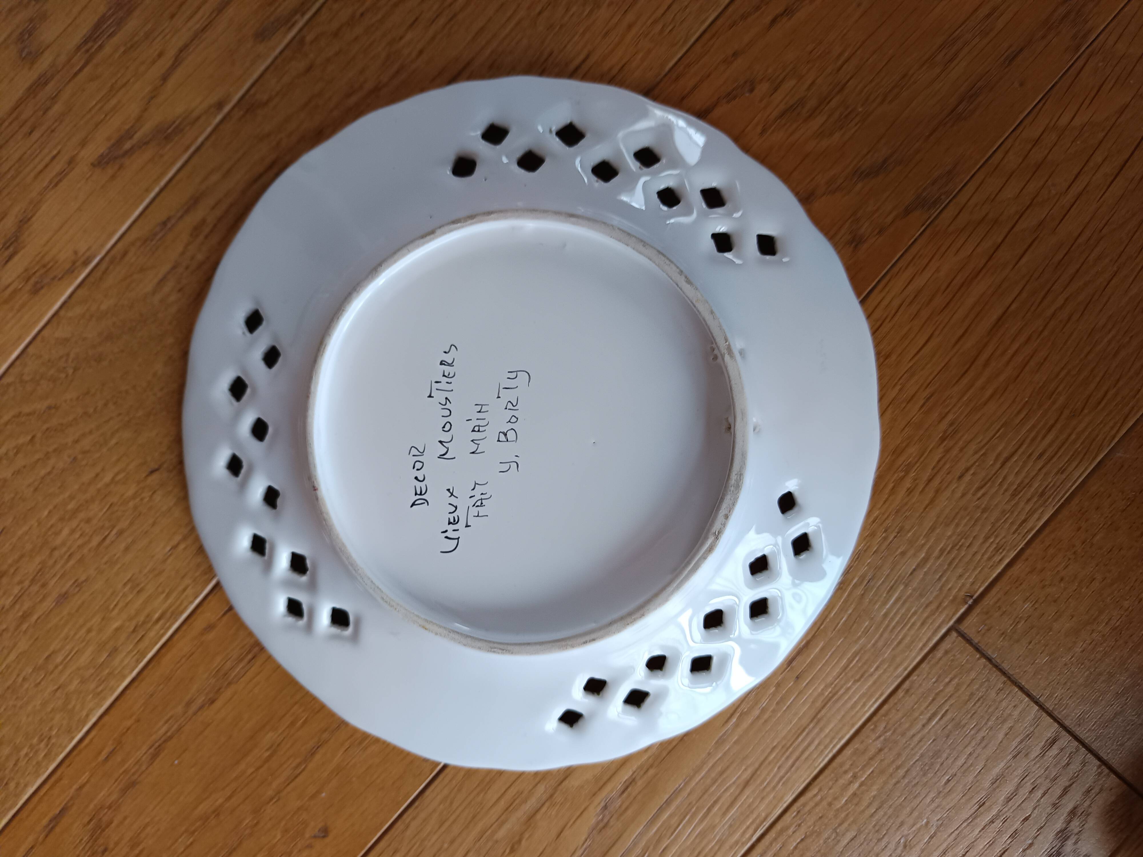 Old Moutiers plate