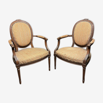 Paire de fauteuils bergère Louis XVI