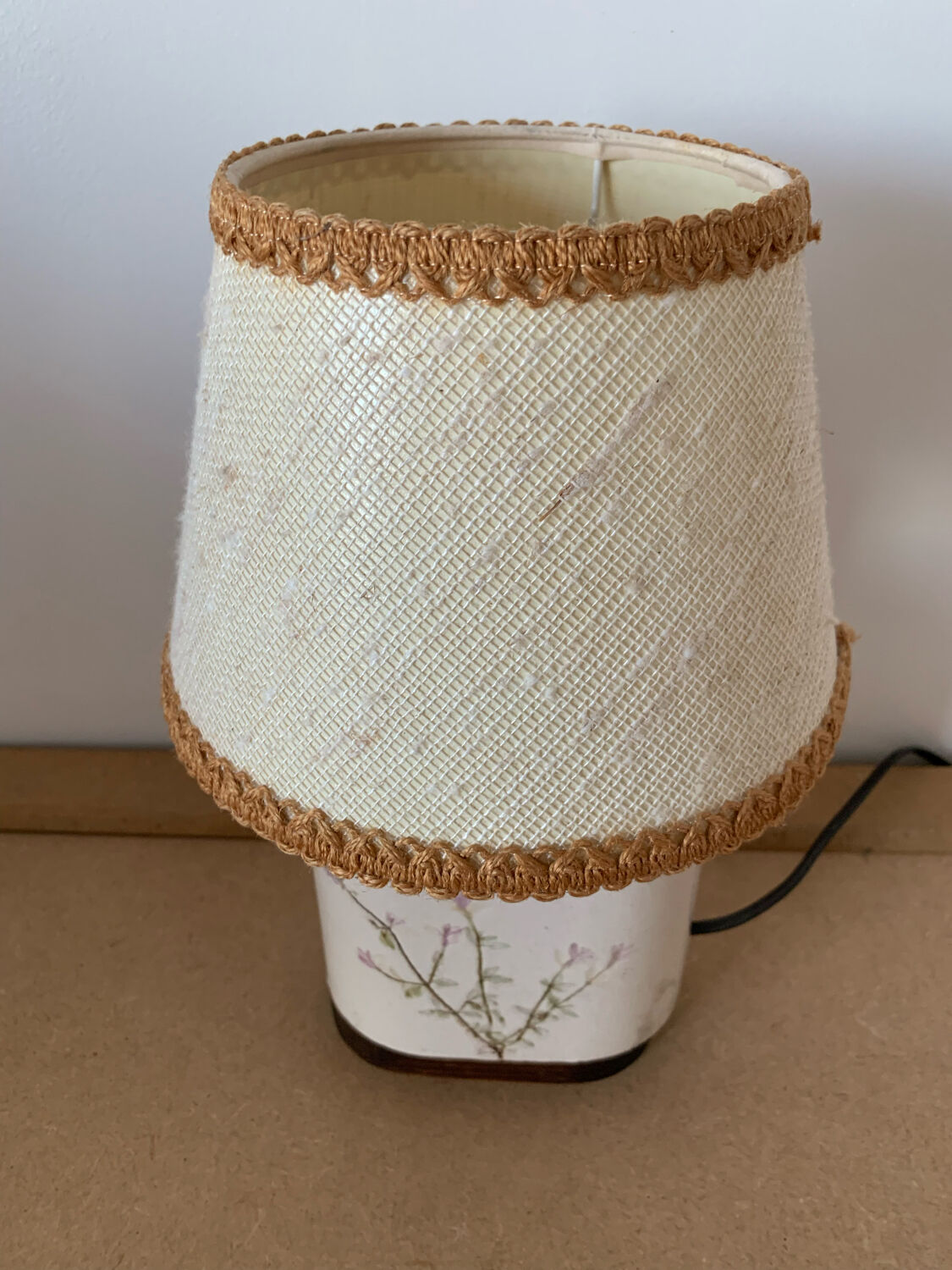 Old Raymonde Leduc lamp