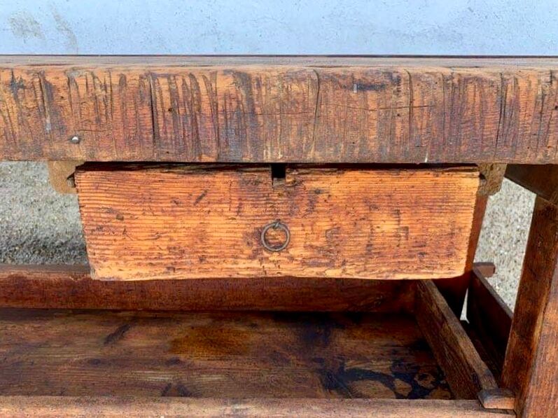 Old carpenter's workbench in solid wood late nineteenth century