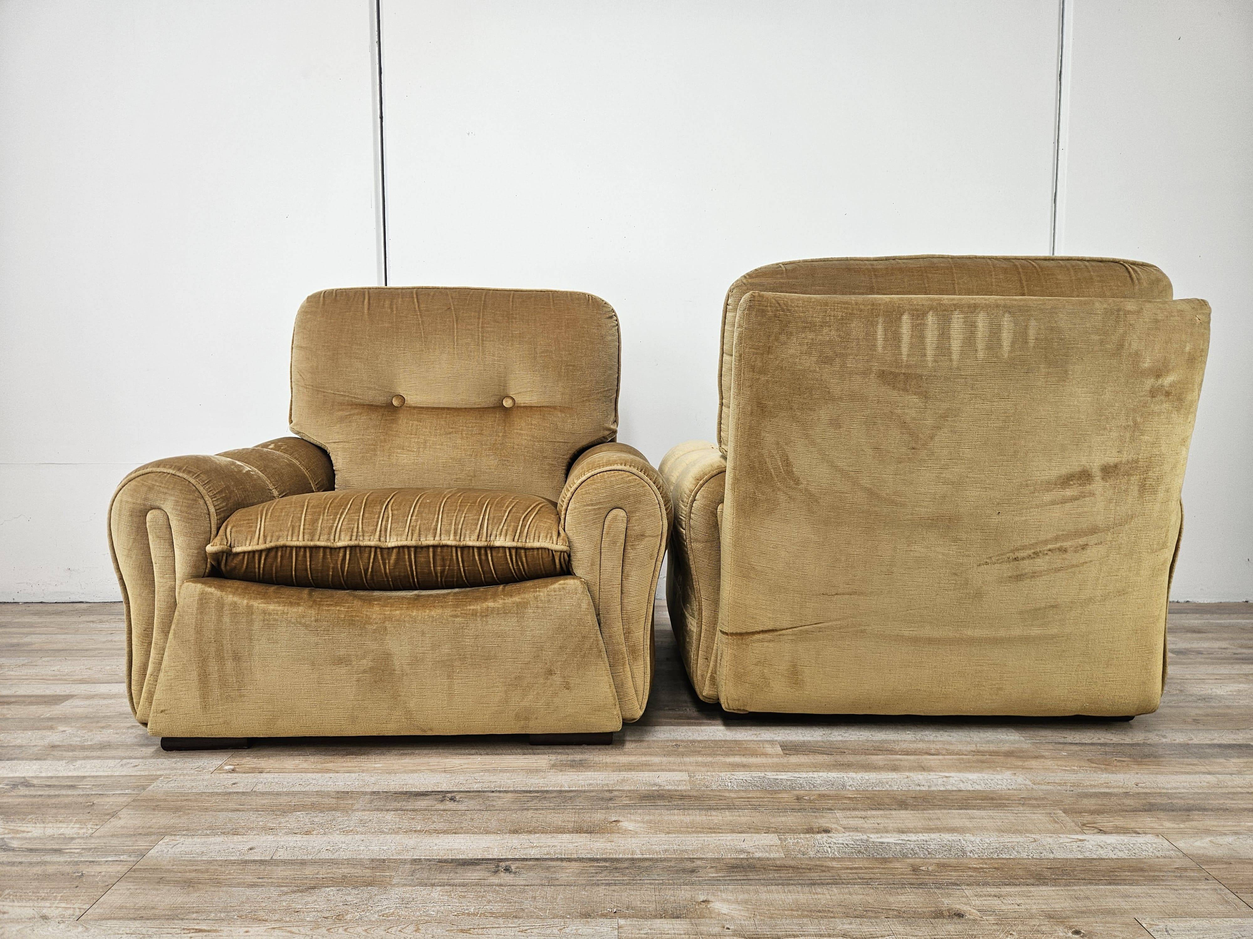 Vintage Italian armchairs from the 1970s