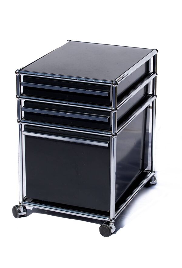 Armoire de classement USM HALLER M26 en noir