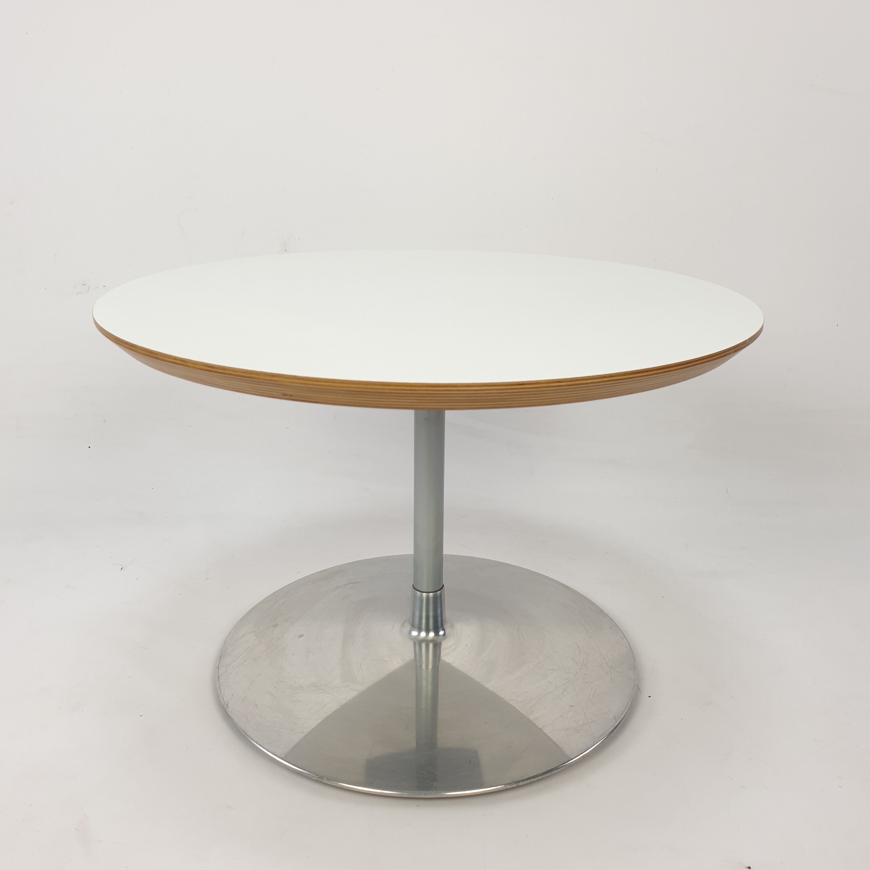 Round Coffee Table by Pierre Paulin for Artifort, 1990s