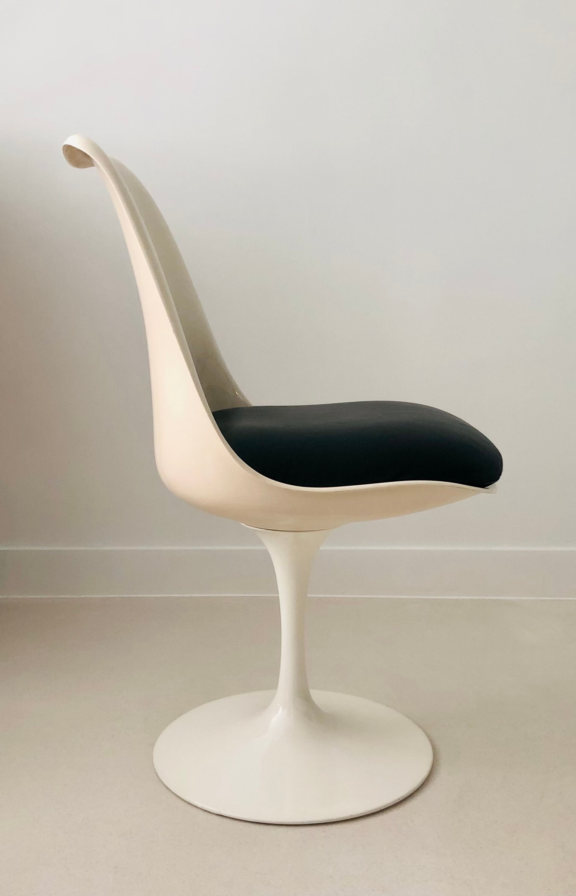Chaise Tulipe pivotante par Eero Saarinen pour Knoll International, 1960-65