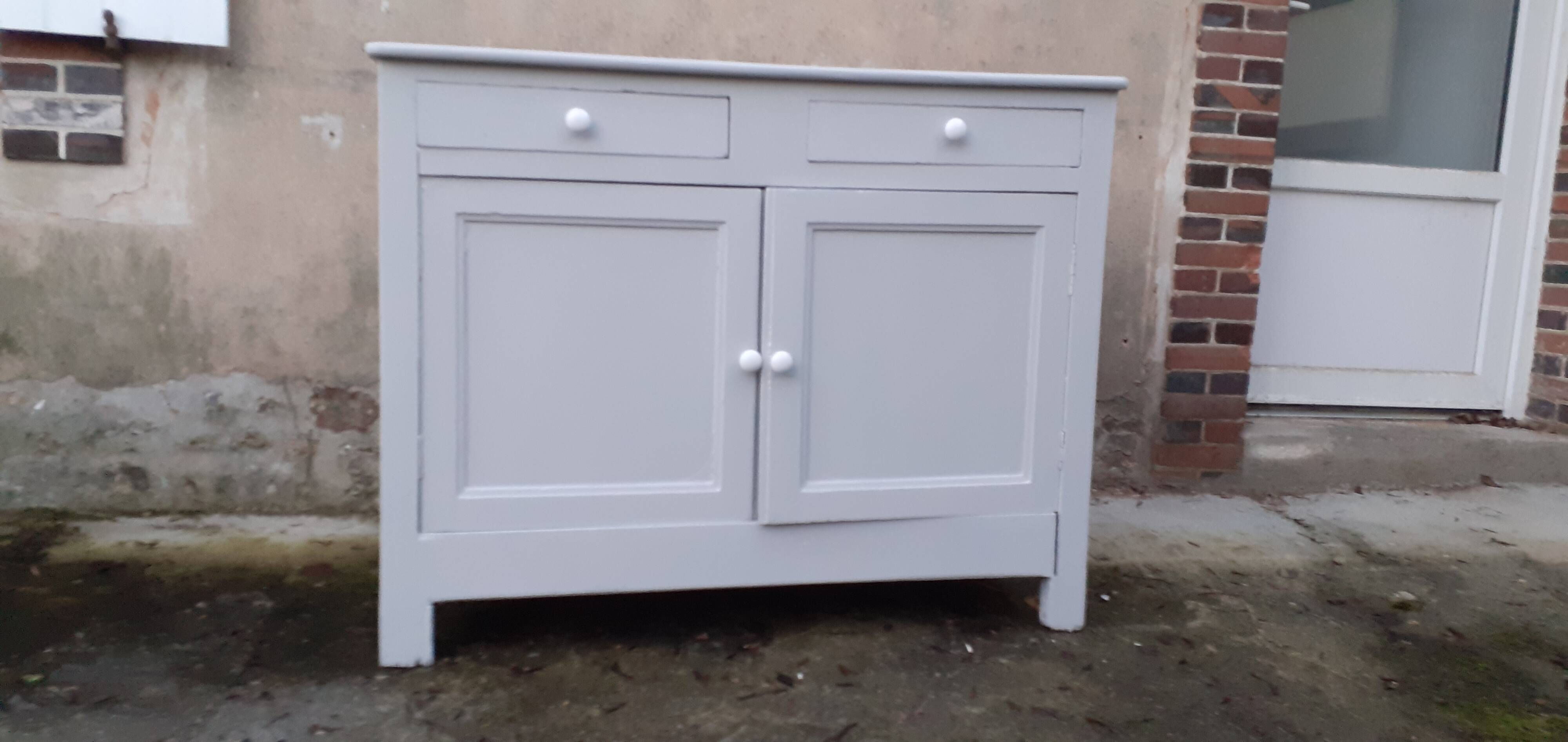 Buffet parisien 2 portes 2 tiroirs gris sarrazin chêne massif