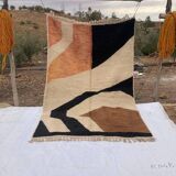 Traditional Moroccan Berber rug size 2/3 m