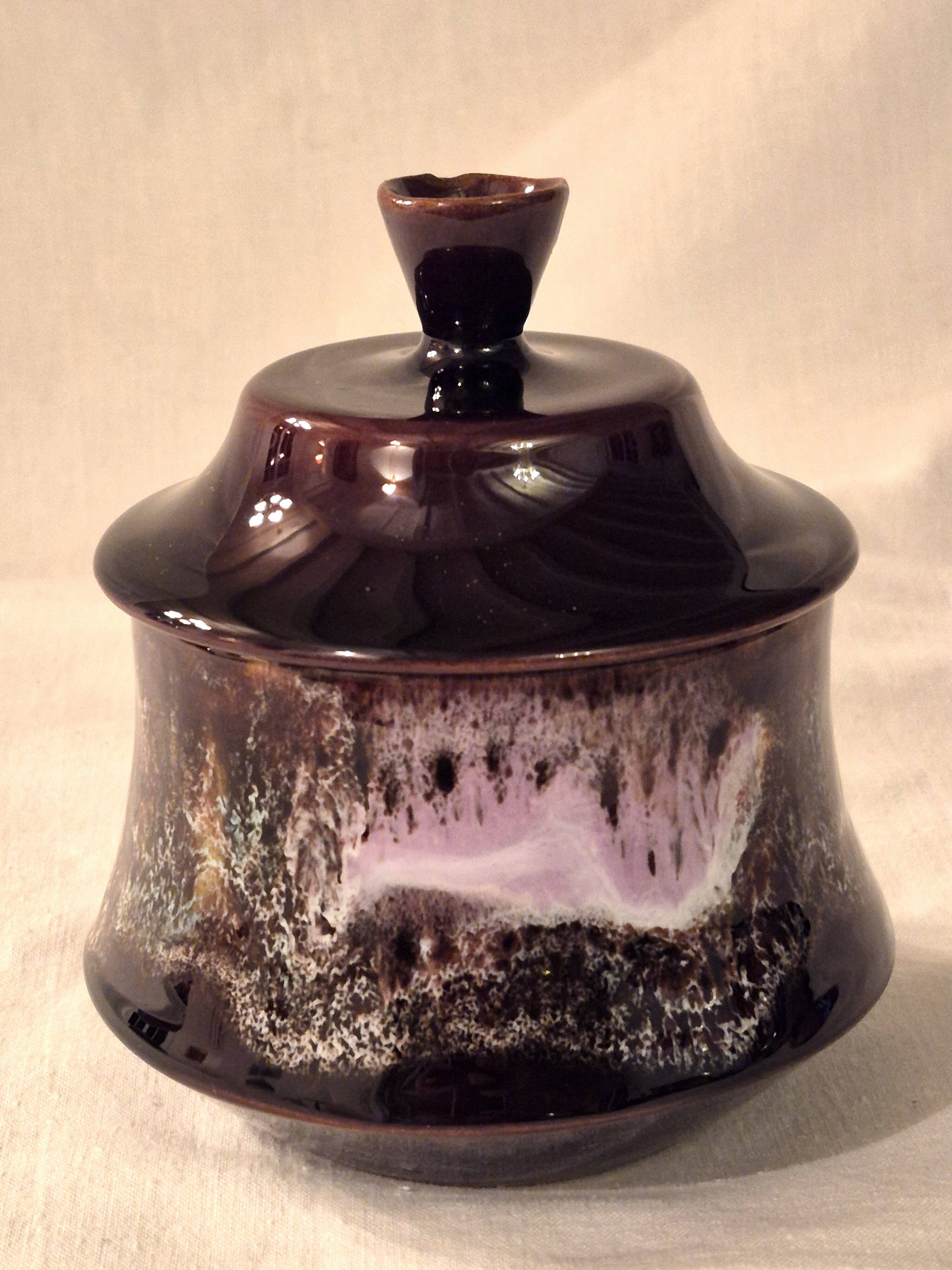 Covered sugar bowl Vallauris glazed ceramic brown old pink A152-3