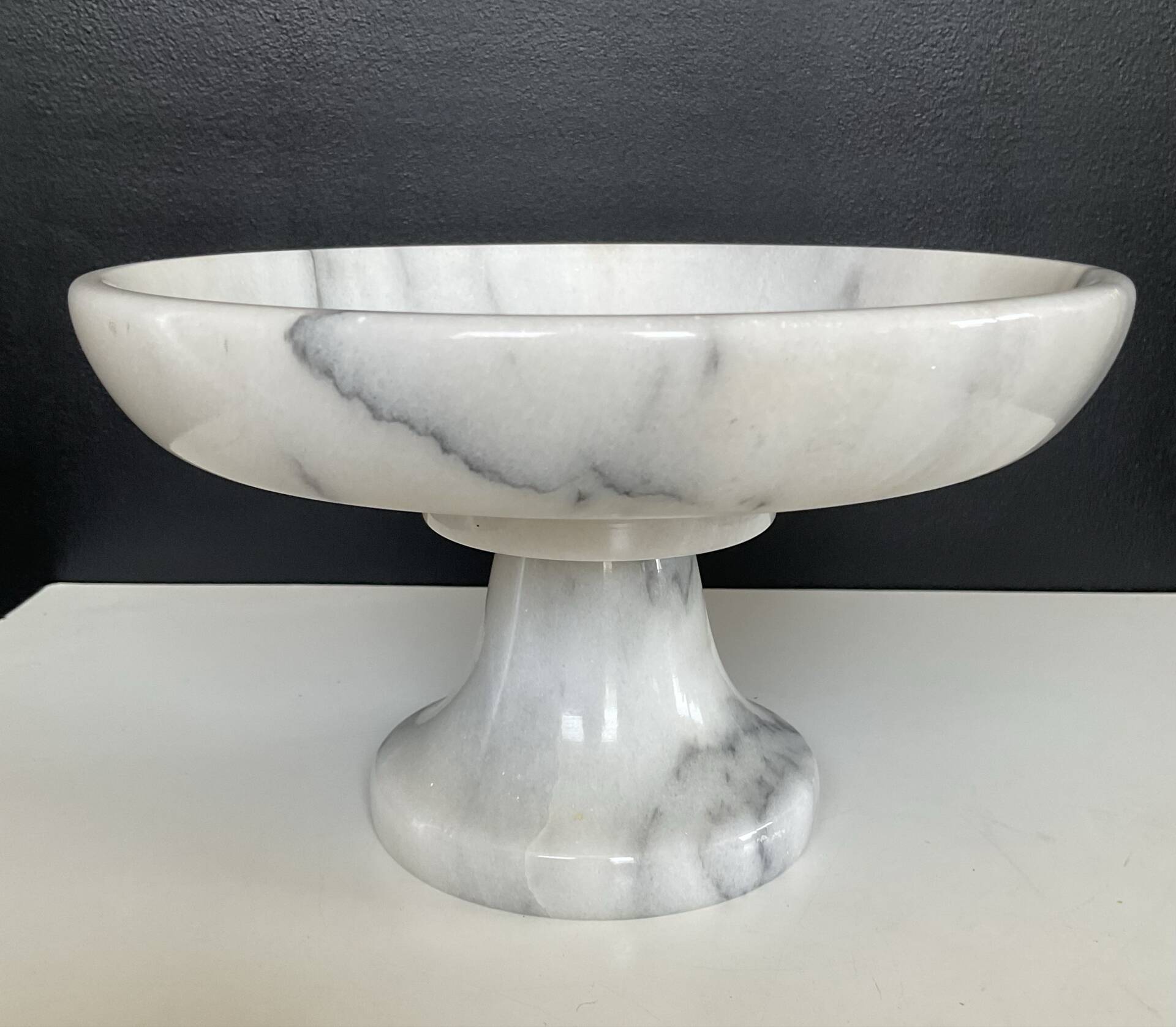 Plat sur pied vintage en marbre de carrare