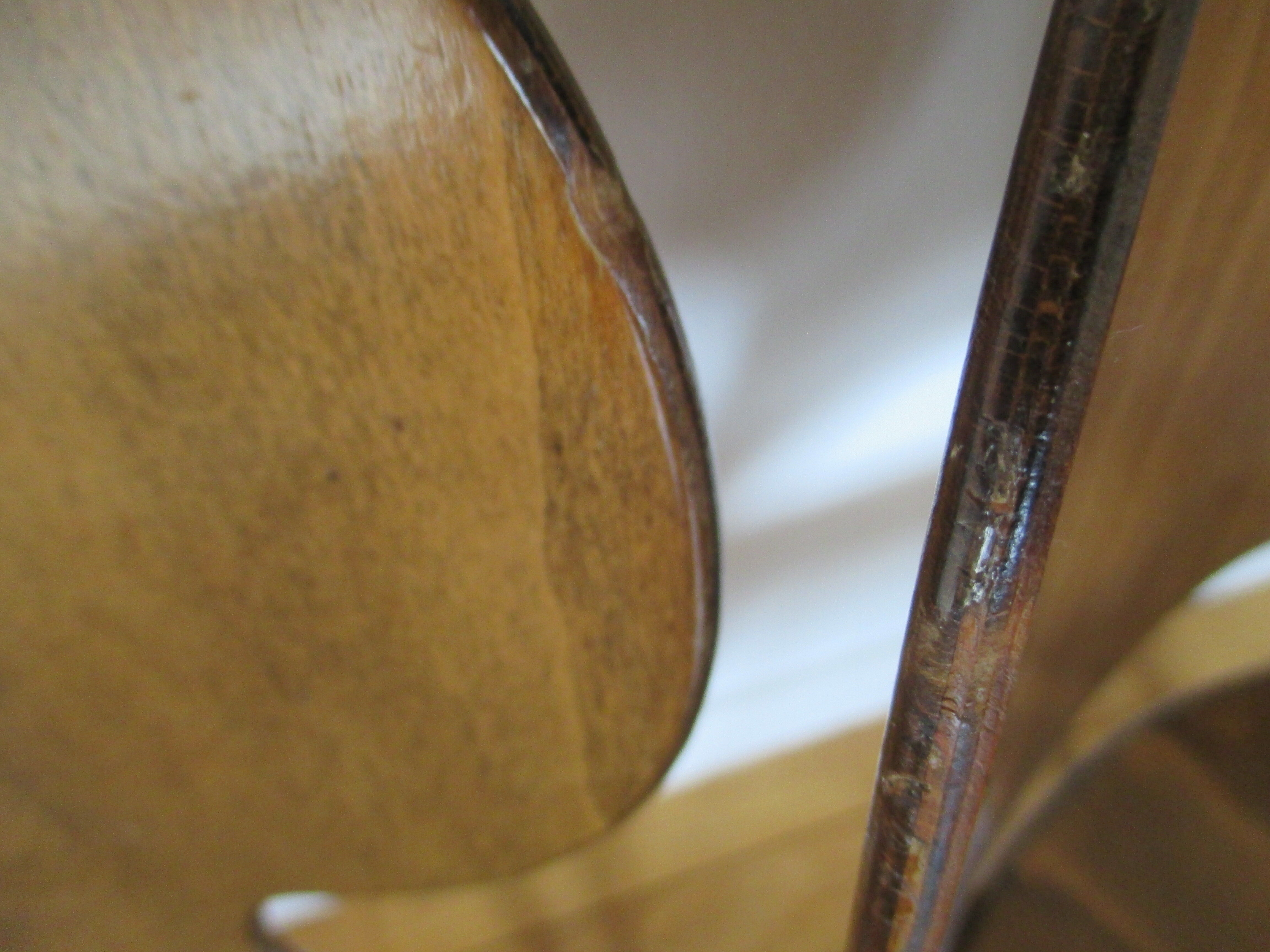 3 Trefle Bistrot Baumann chairs