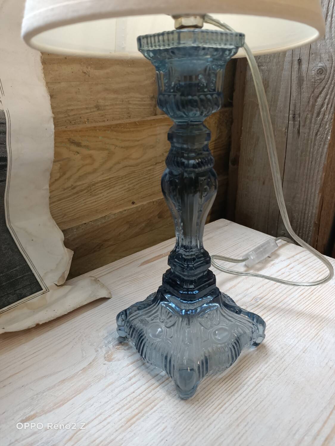 Paire de lampes en verre bleuté