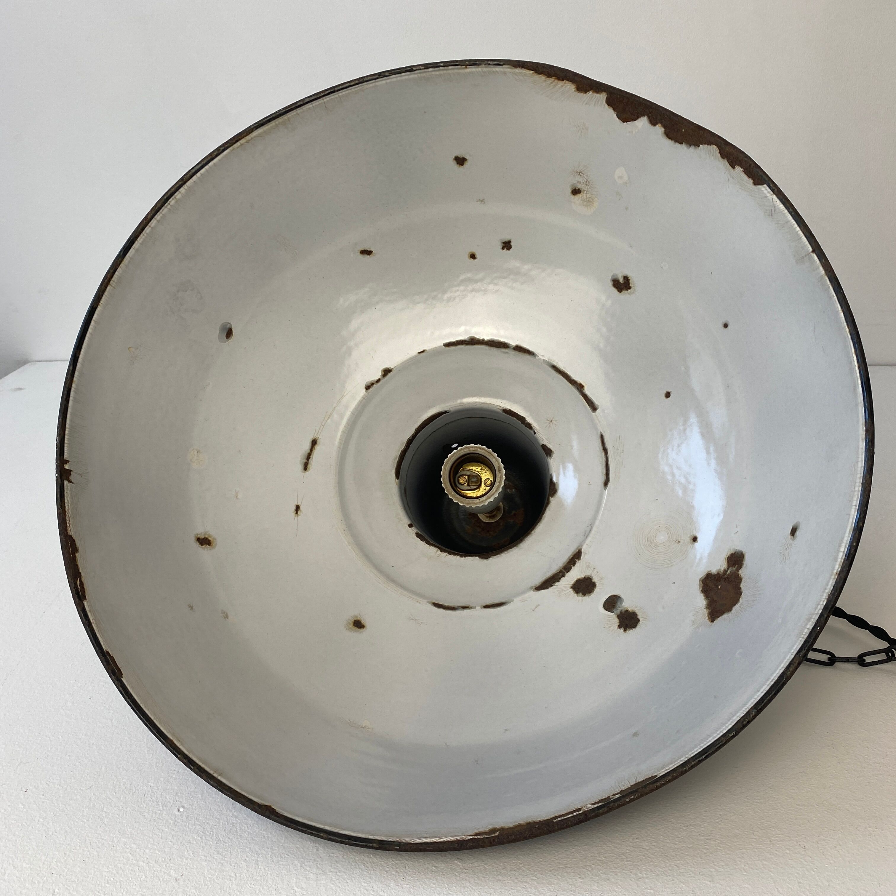 Old industrial suspension enamelled 40 cm
