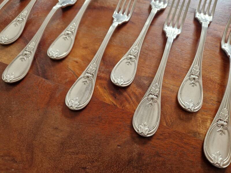 Christofle - Set of 12 dessert forks model Trianon in metal