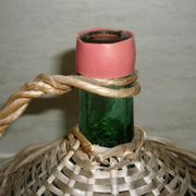 Dame-Jeanne 2L green glass and wicker