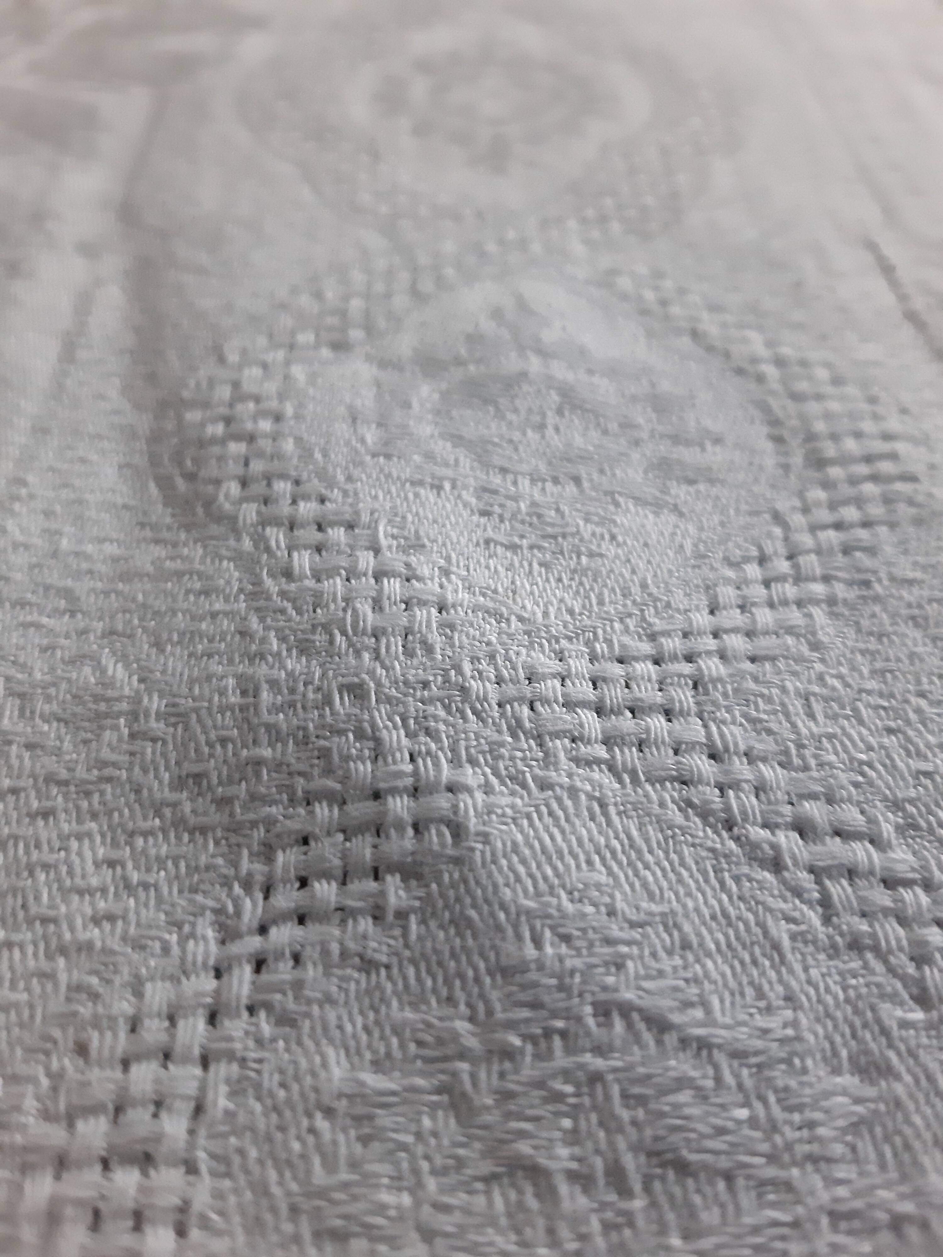 3 old towels