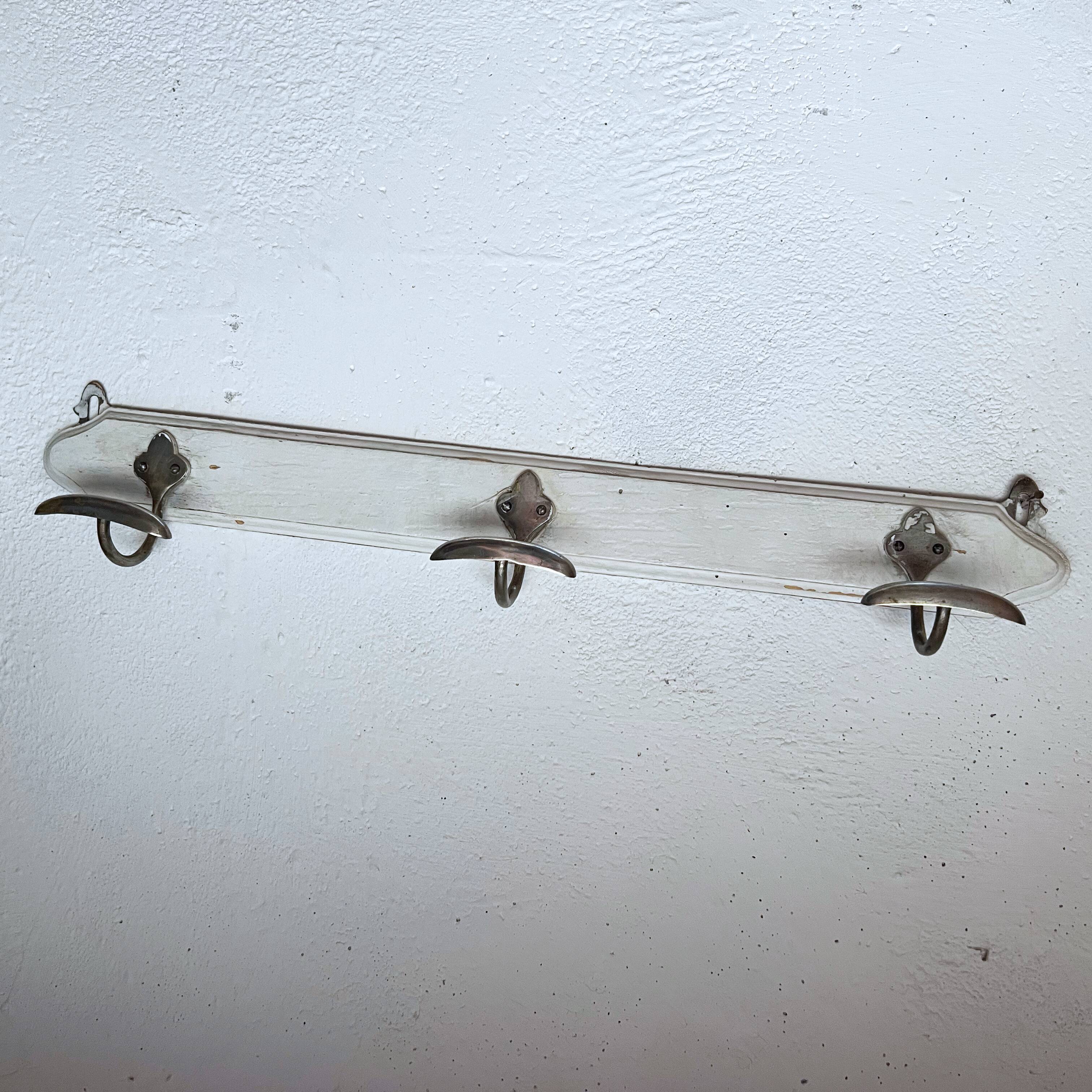 Wall coat rack 3 hooks