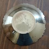 Enameled brass pocket emptier
