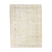 Tapis en beige délavé