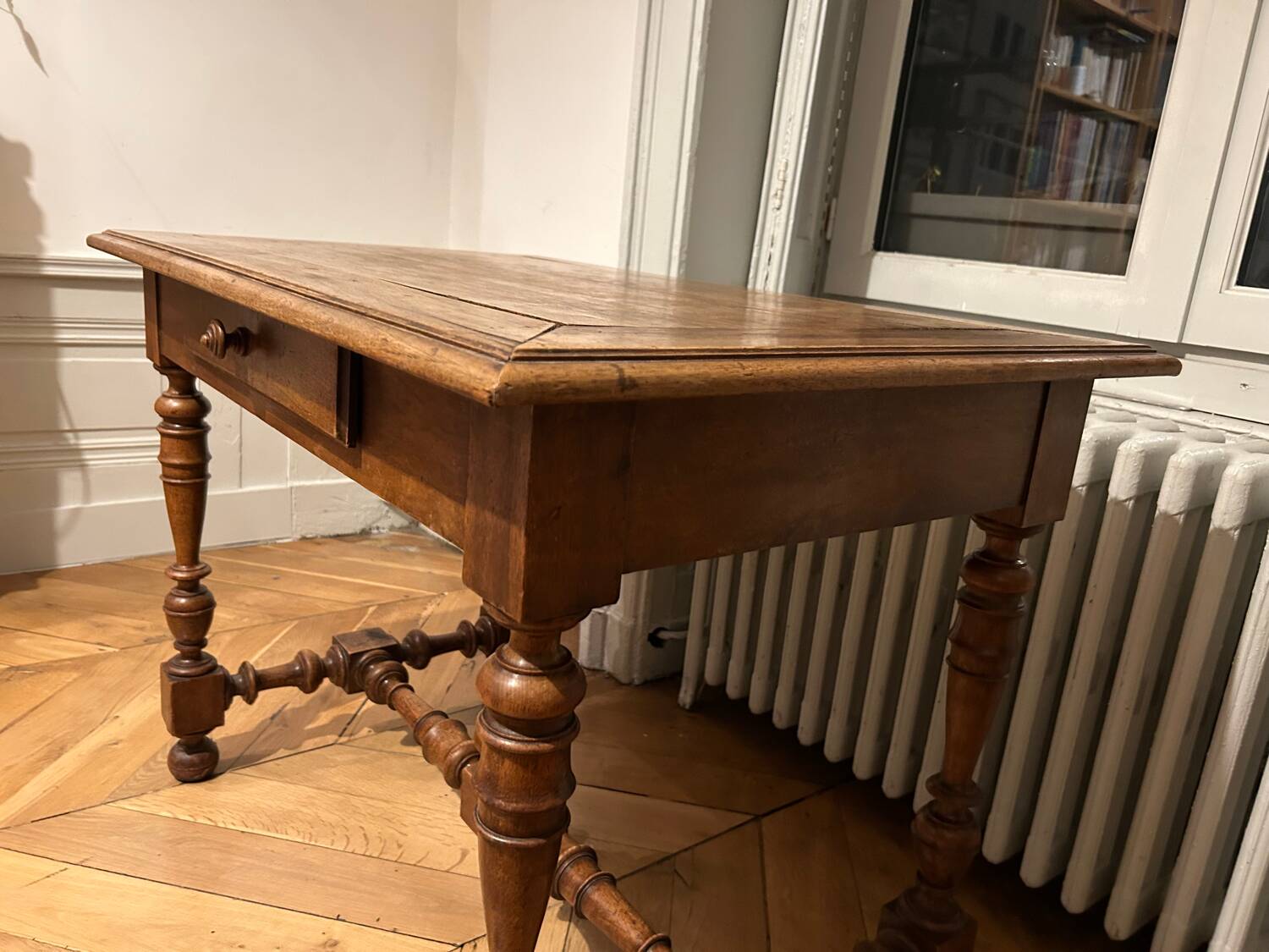 Bureau style Louis xiii / 100*65*h72/ bois