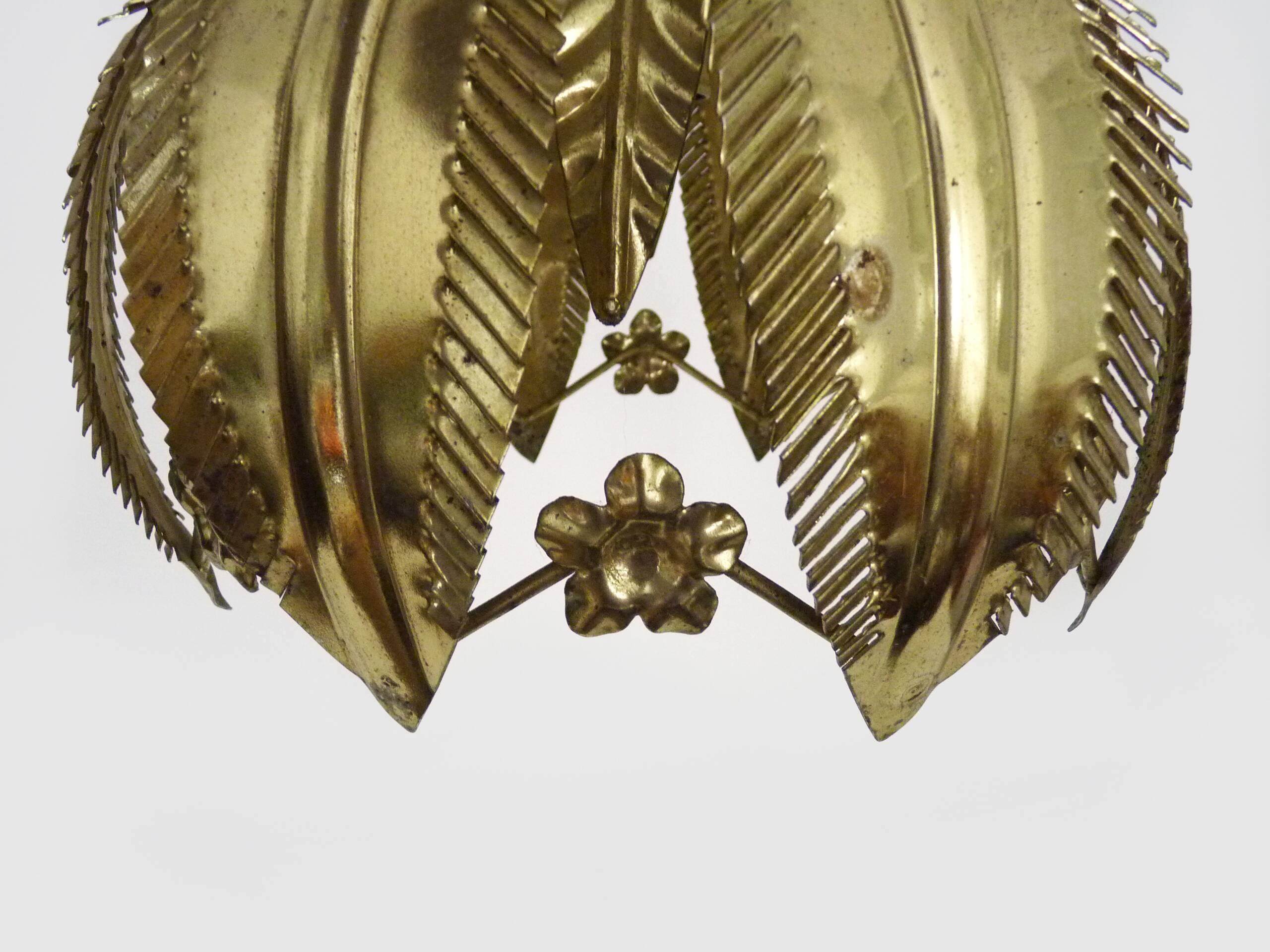 Vintage 80s gold metal palm leaf pendant light
