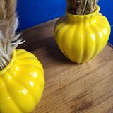Paire de vase en émail jaune citron