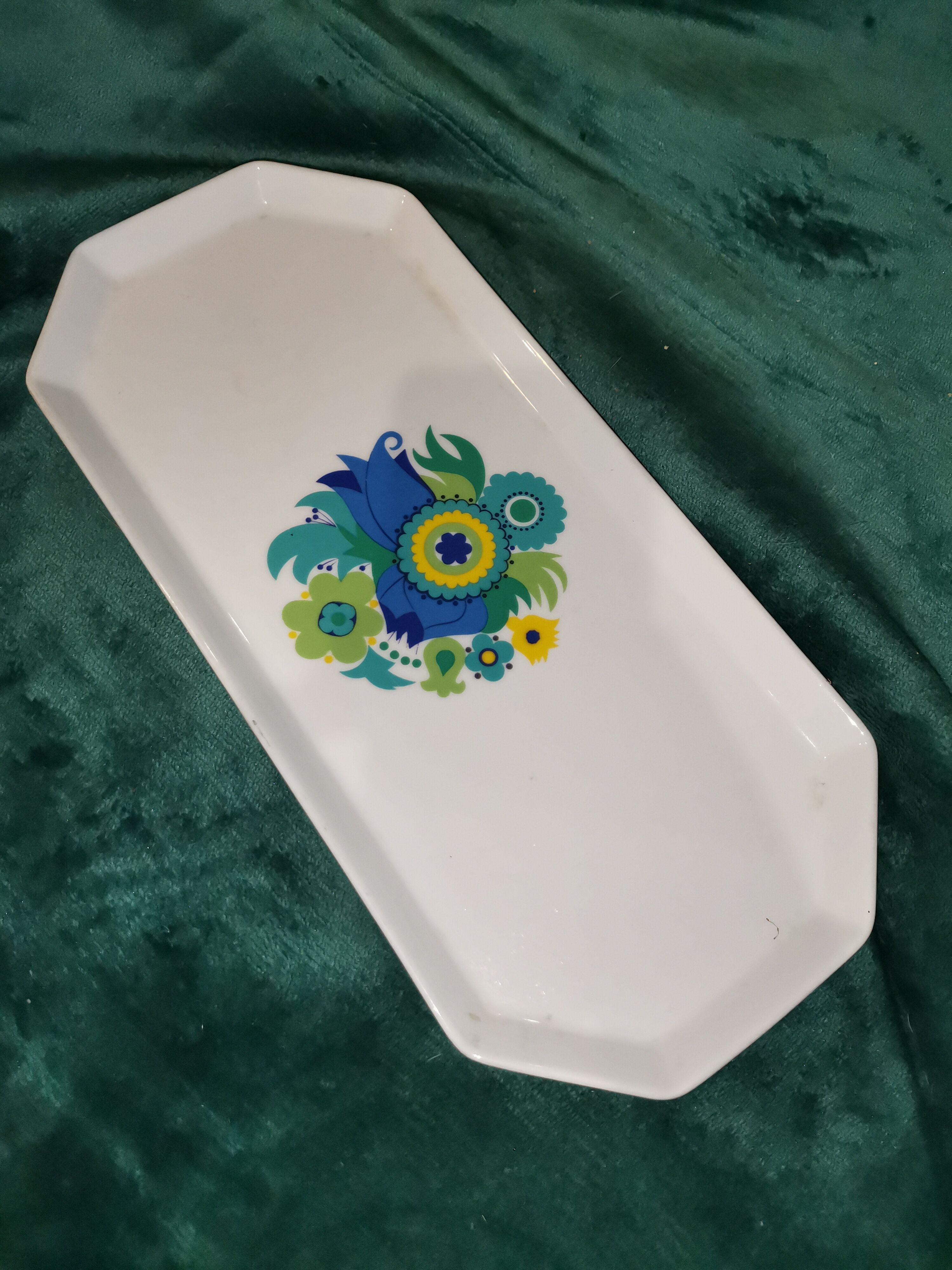 Plat à cake motif vintage