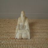 Alabaster sculpture empty pocket Asian decoration object handcrafted countryside seated man