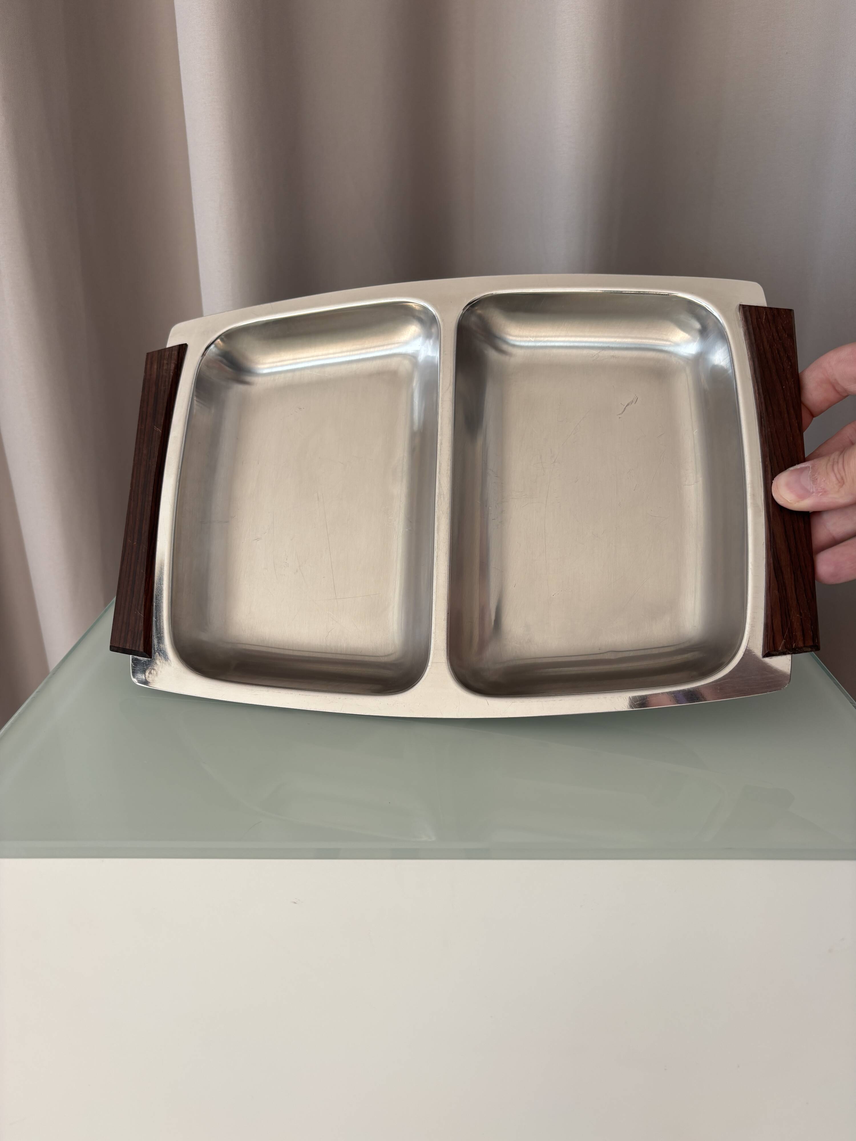 Plateau de service divisé en acier inoxydable vintage avec poignées en bois de rose | Hong K
