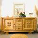 Buffet enfilade brutaliste