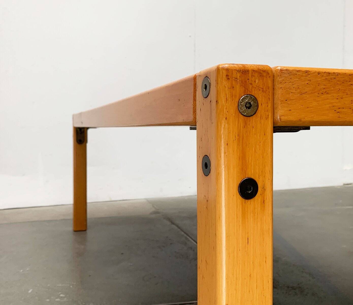 Postmodern coffee table Profil System by Elmar Flötotto for Flötotto, Germany, 1970s.