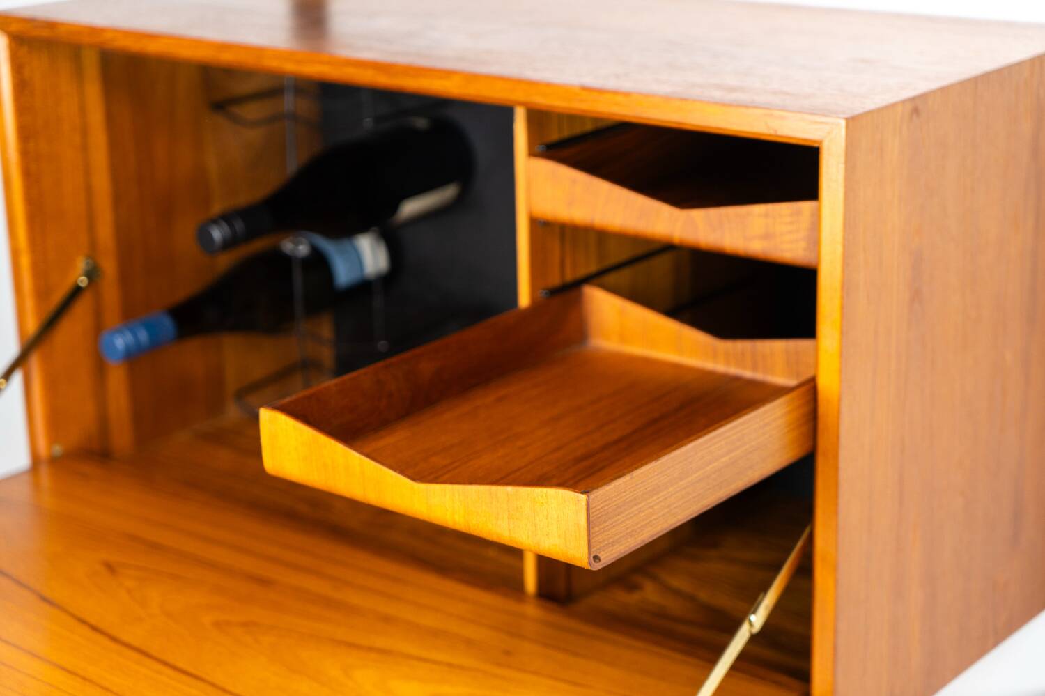 Rare Poul Cadovius standing wall-unit with bar (Denmark, 1960s).