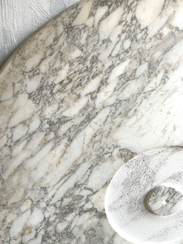 Table à manger en marbre blanc Angelo Mangiarotti  modèle m1