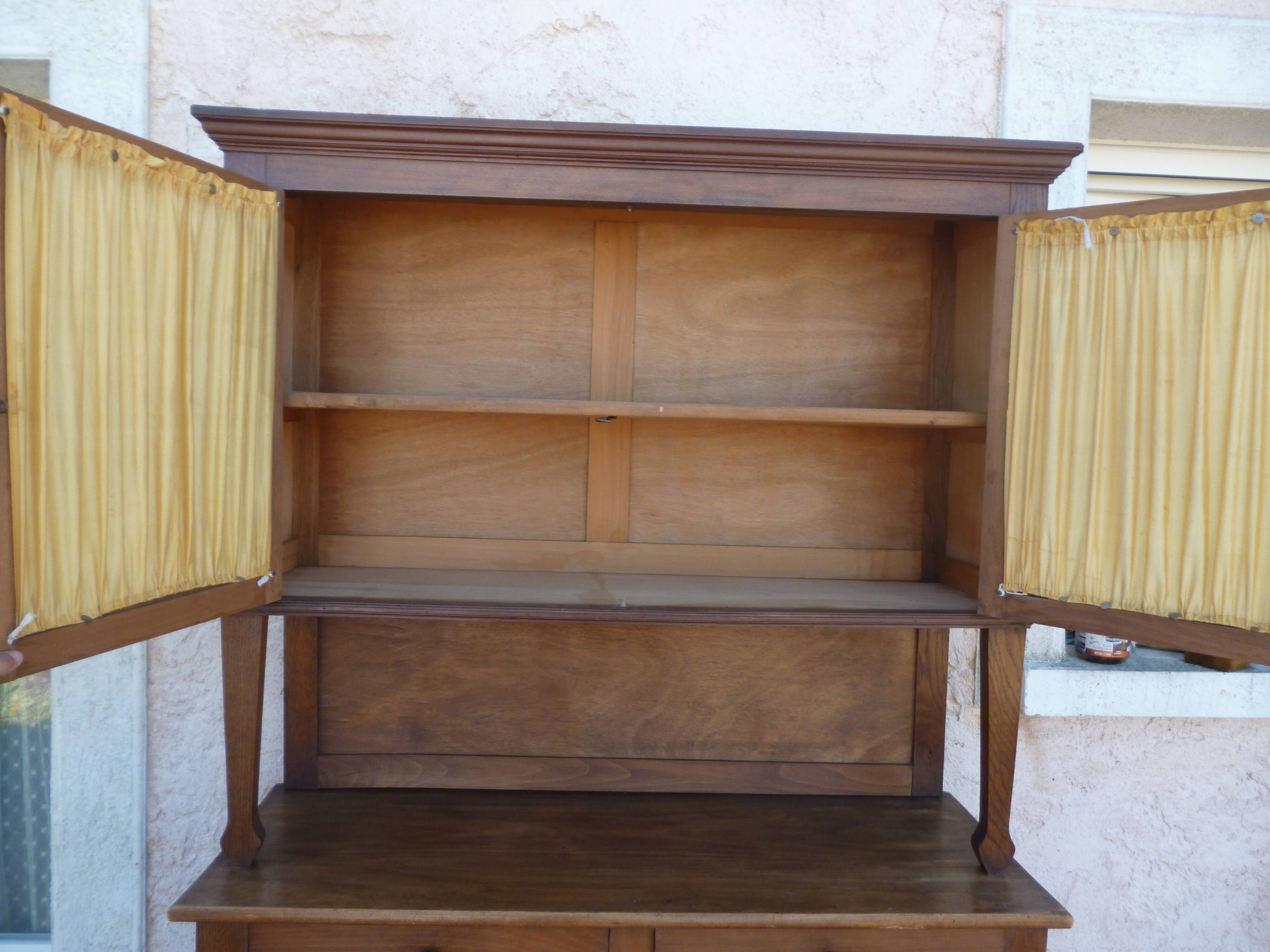 Vintage croas buffet