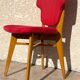 Chaise rétro vintage rouge graphique