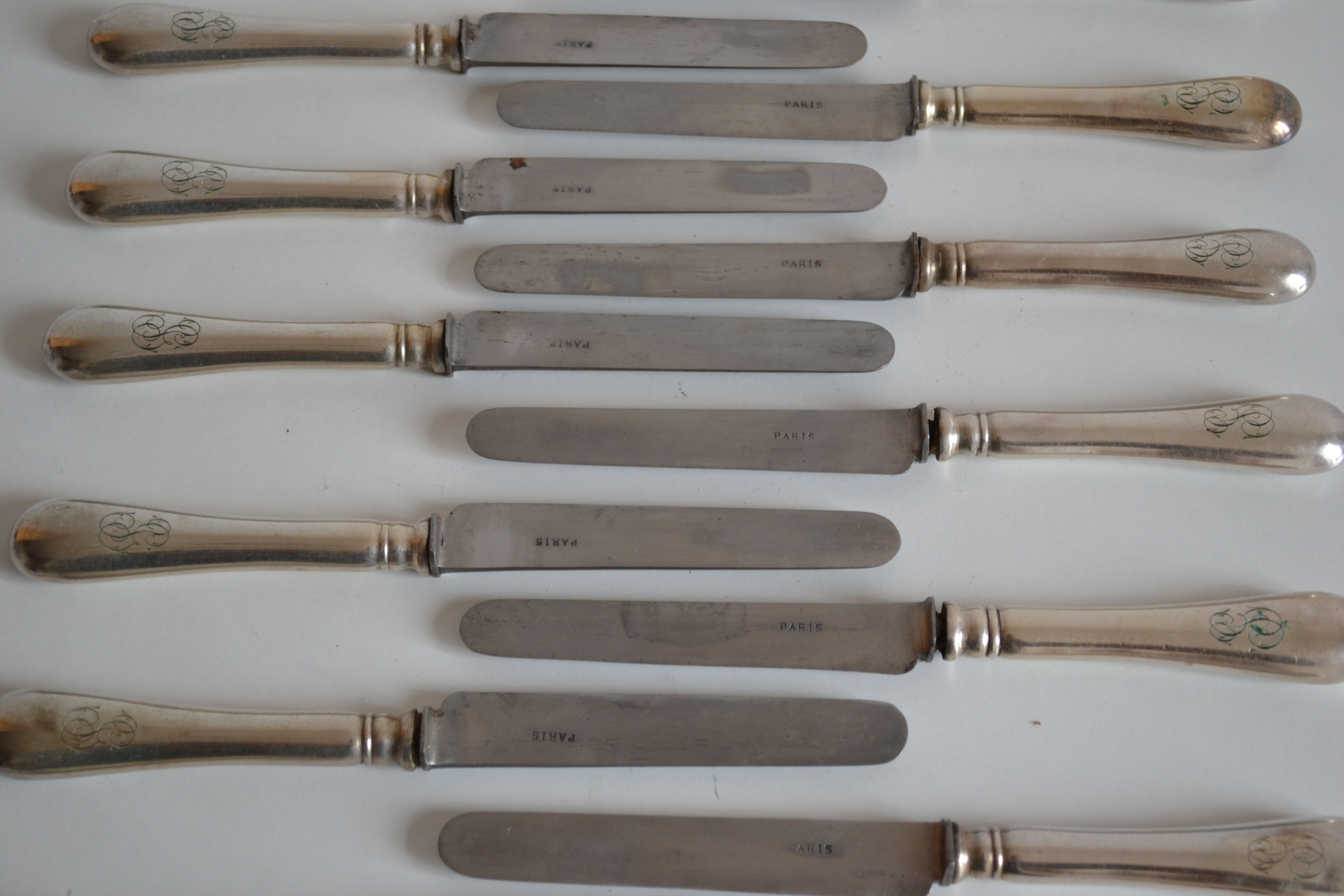 12 dessert knives old metal silver monogram