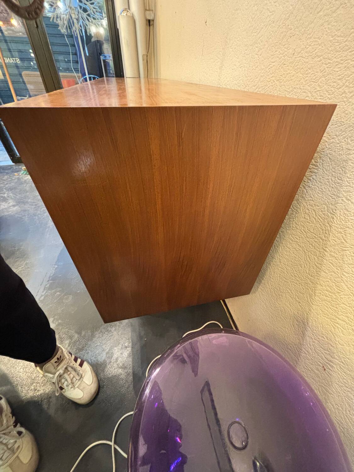 Scandinavian sideboard with 2 doors and 3 drawers in teak.