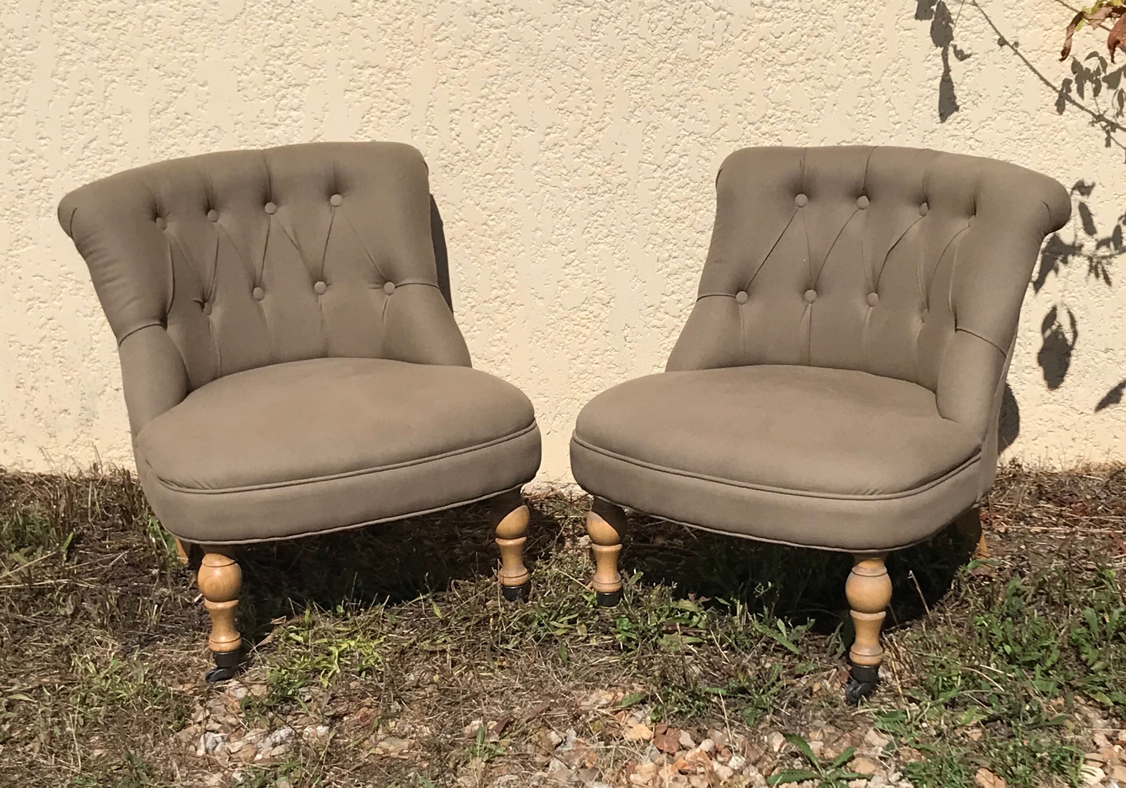 Pair of toad armchairs