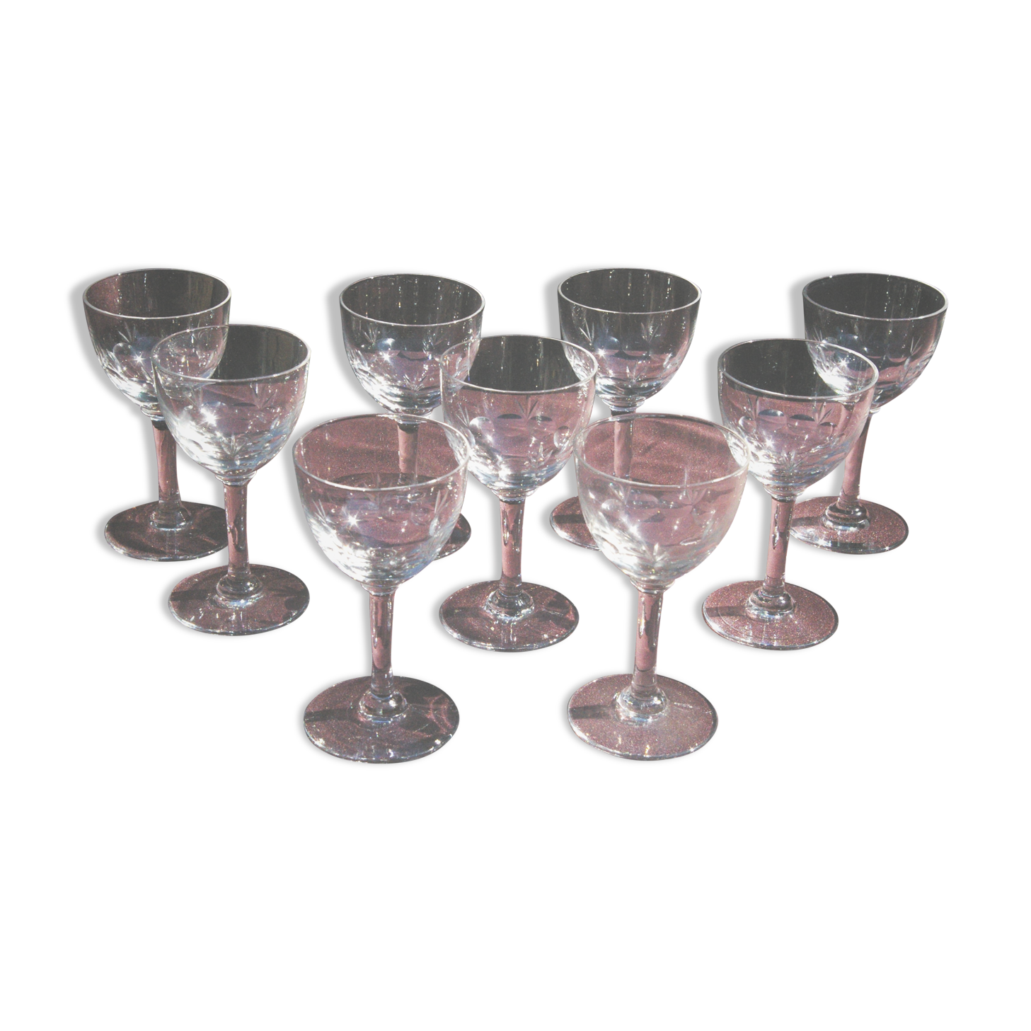 8 old glasses in porto aperitif in cut glass