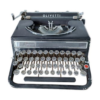 Old typewriter