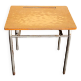 Simple school desk