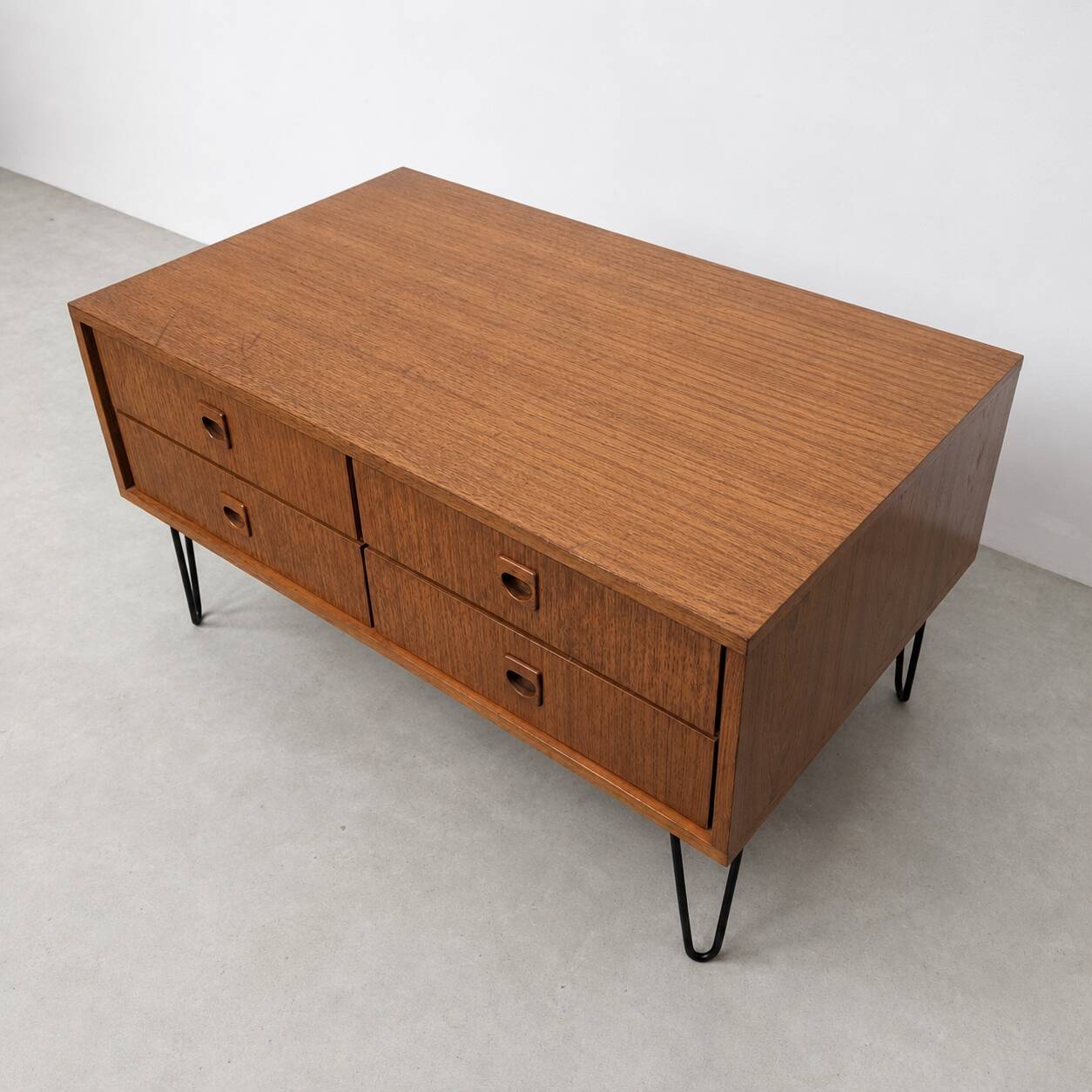 Vintage teak lowboard MDK