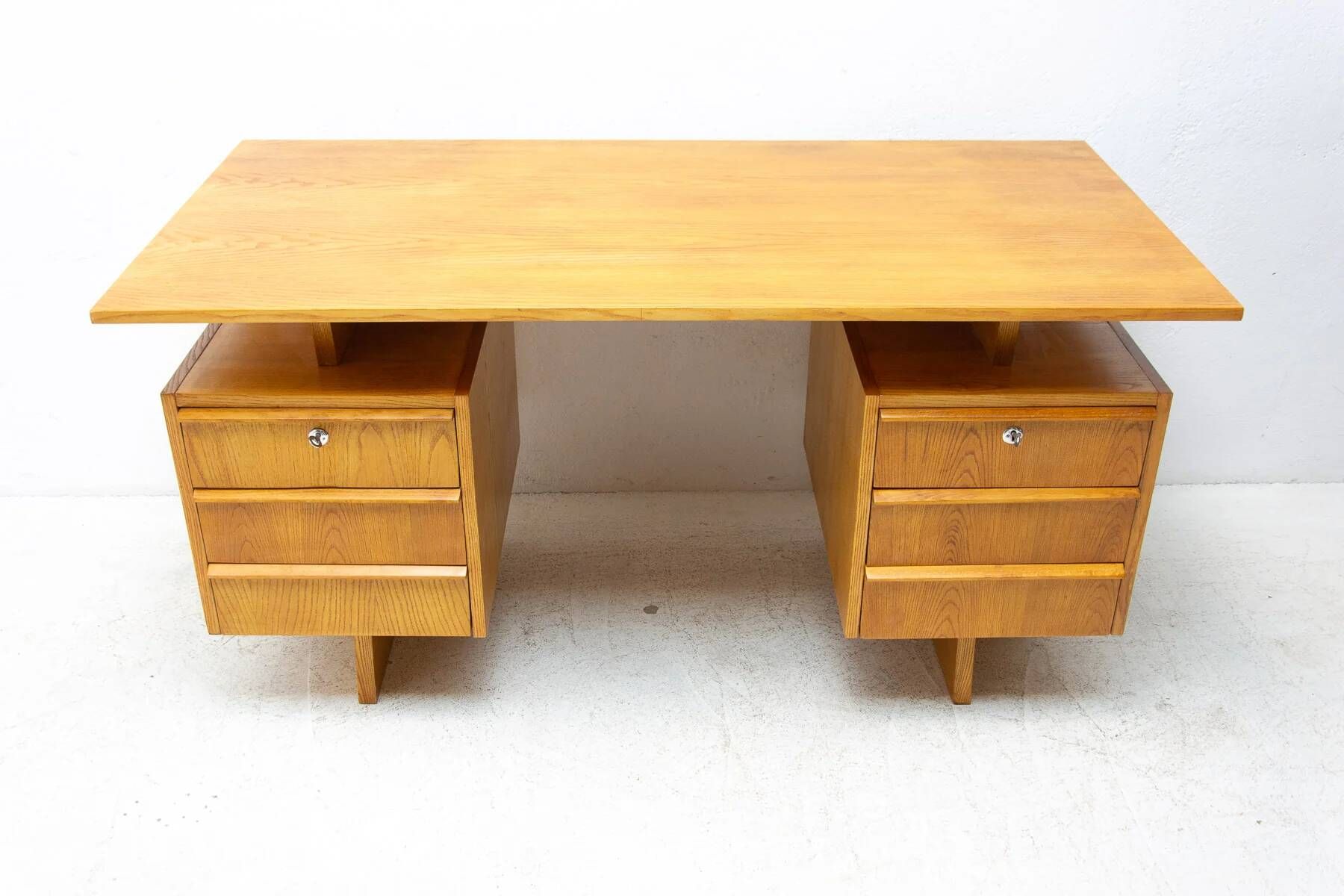 Writing desk, mid-century beechwood, 1970s, Czechoslovakia