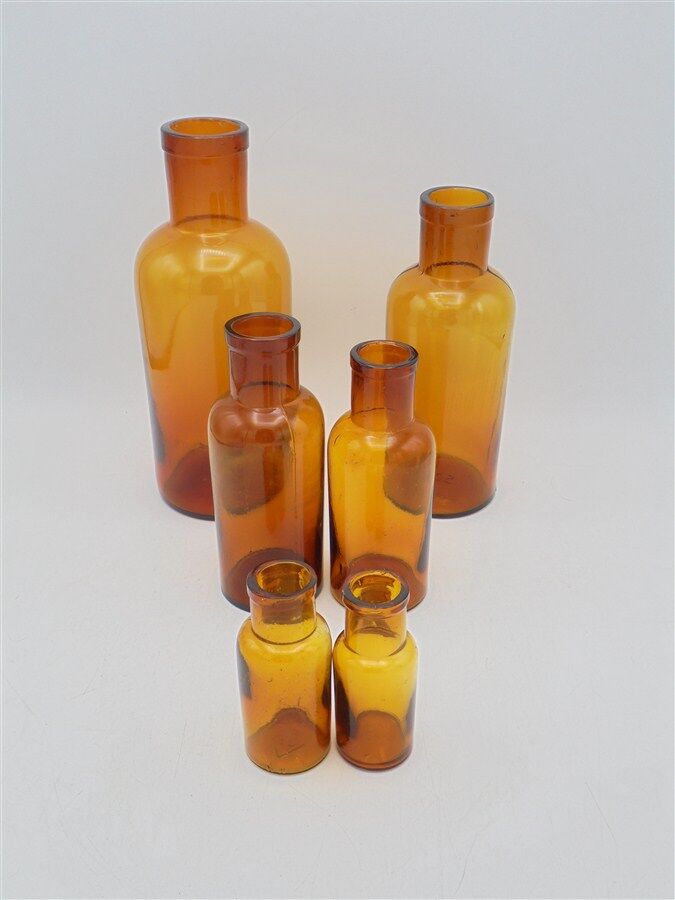 Set of 6 bottles of apothecary