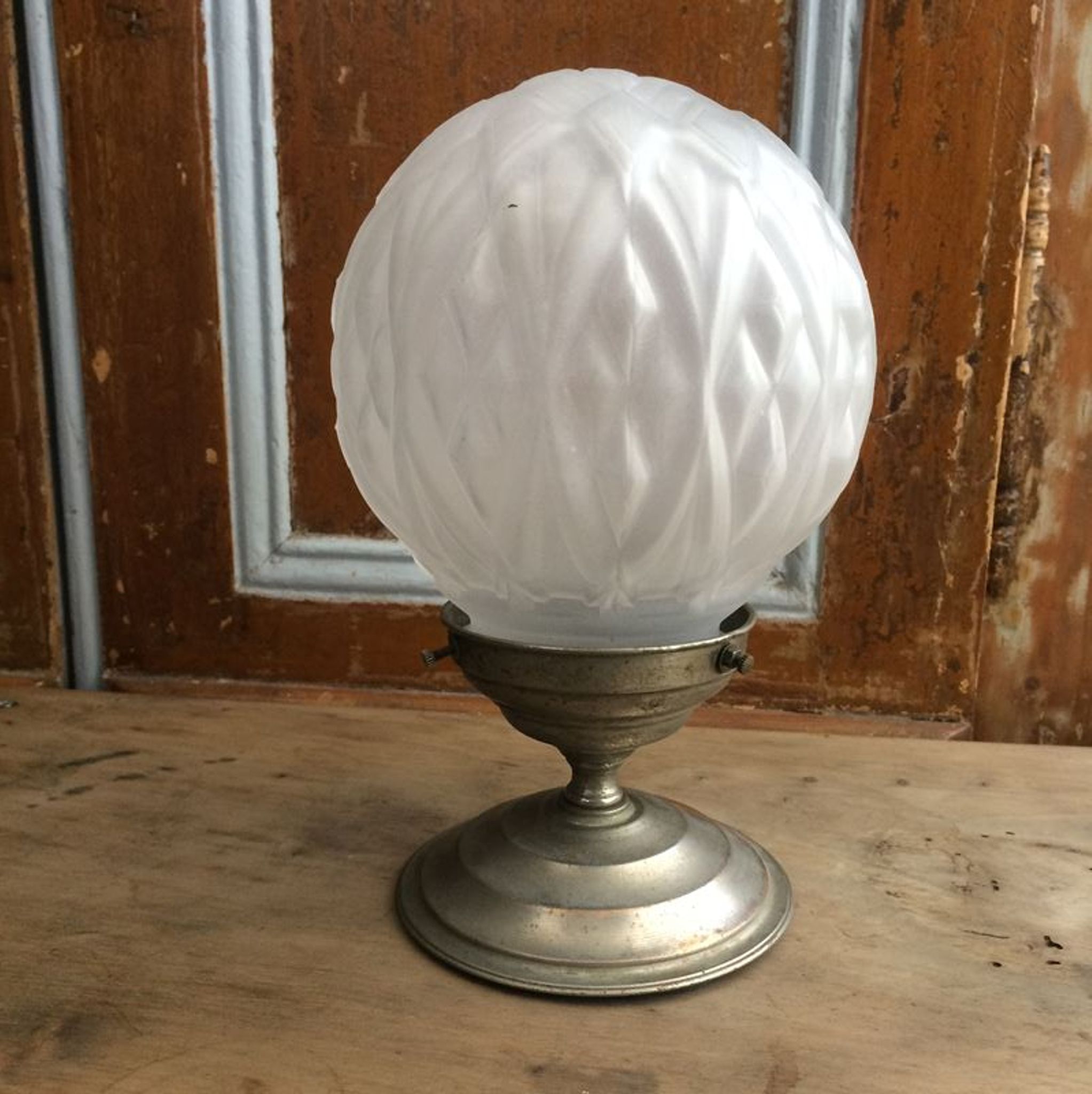 Plafonnier art déco verre givré