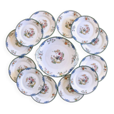 Service ancien de 1930 en porcelaine au décor oiseaux, papillons et coq