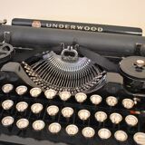 Underwood black notebook typewriter