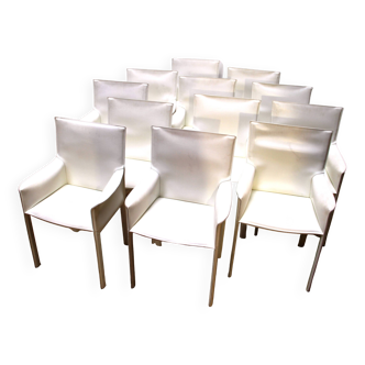 Suite de 12 chaises Bilbao, Enrico Pellizzoni